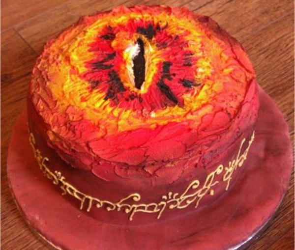 eye of sauron cake