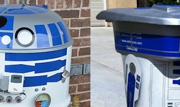 r2d2 bbq, garbage can